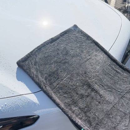 Serviette microfibre ultra epaisse 1200 g/m pour sechage voiture
